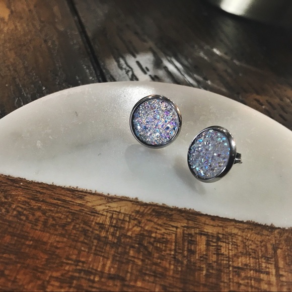 Tayzani Jewelry - White & Silver Dainty Druzy Stainless Stud Earring